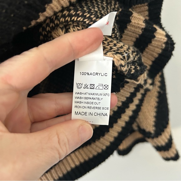 Black and Tan Argyle Women's Sweater - Picture 7 of 11